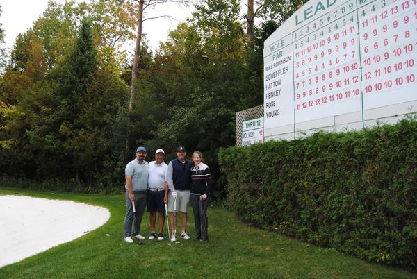 Foursome 17A photo