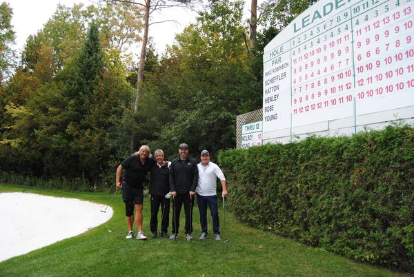 Foursome 17B photo